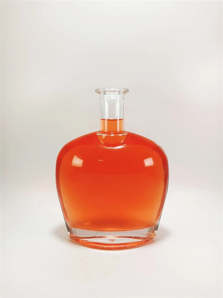 Factory Produced Thick Bottom Vodka/Whisky/Sherry/Rum Glass Bottle 700ml
